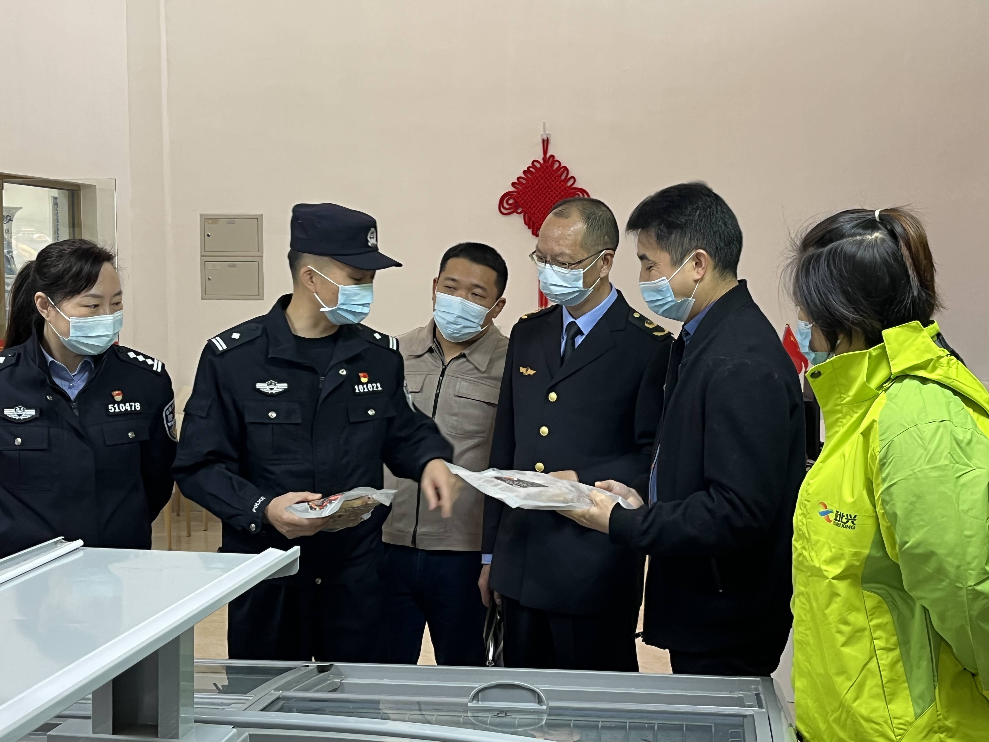 12月1日起进口冷品执行新措施!韶关市打私支队心系群众办实事