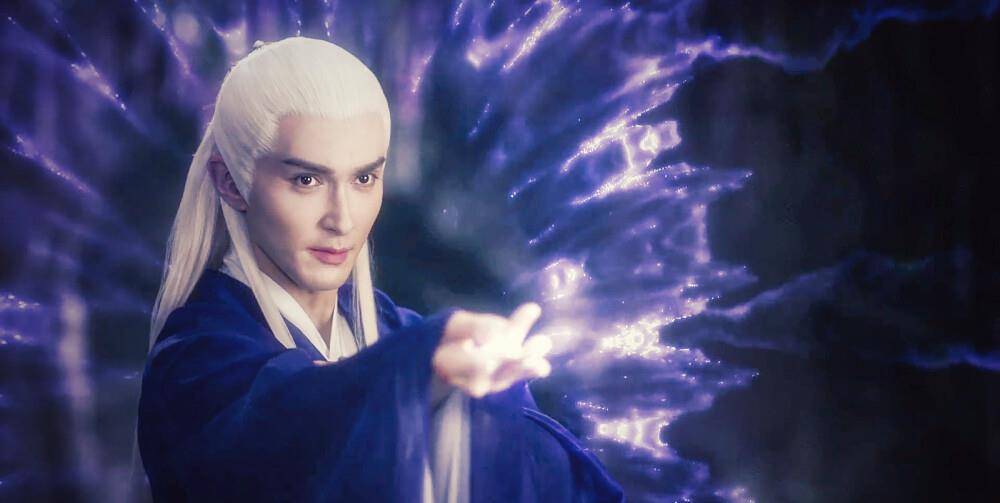 古偶剧|《司藤》之后，28岁张彬彬再挑战古偶剧，这次终于不是“姐弟恋”