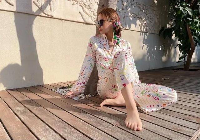 因为|情感尚未开花结果，吴昕大秀时尚达人，粉丝：抓紧嫁人吧！！