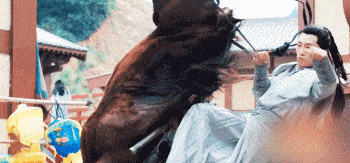 什么|马戴美瞳画眼线？太子妃升职记的马后期合成，骑马戏都是这么拍？！