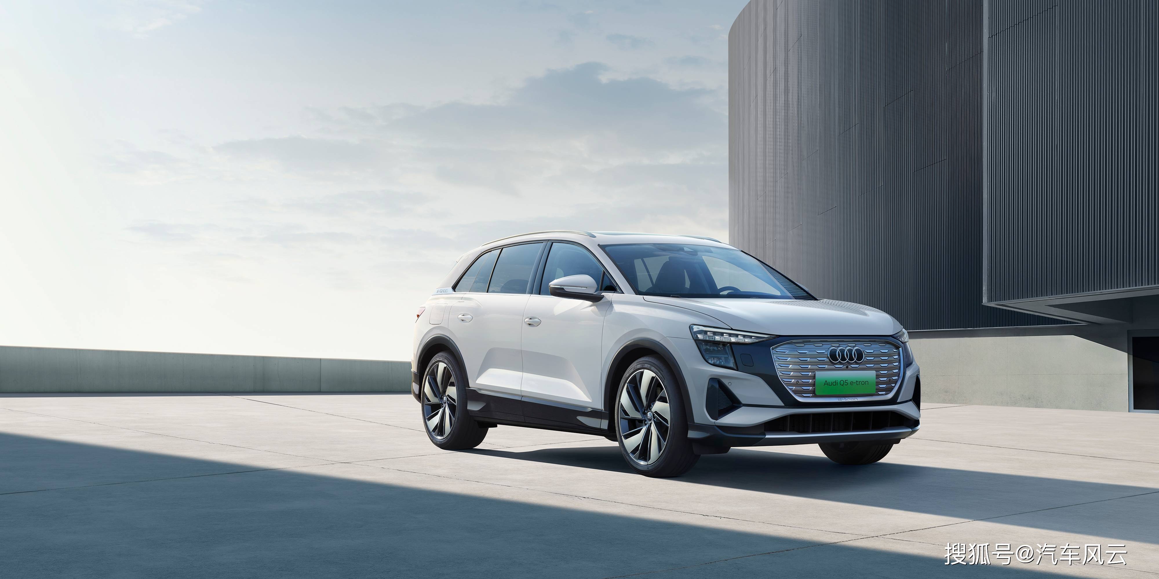 品牌向上 潮流领衔 上汽集团十大品牌百款新车亮相广州车展_搜狐汽车