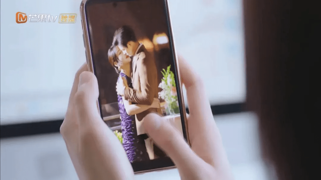 职场|《夜色暗涌时》：男帅女美还不尬的剧情，大家追起来了吗？