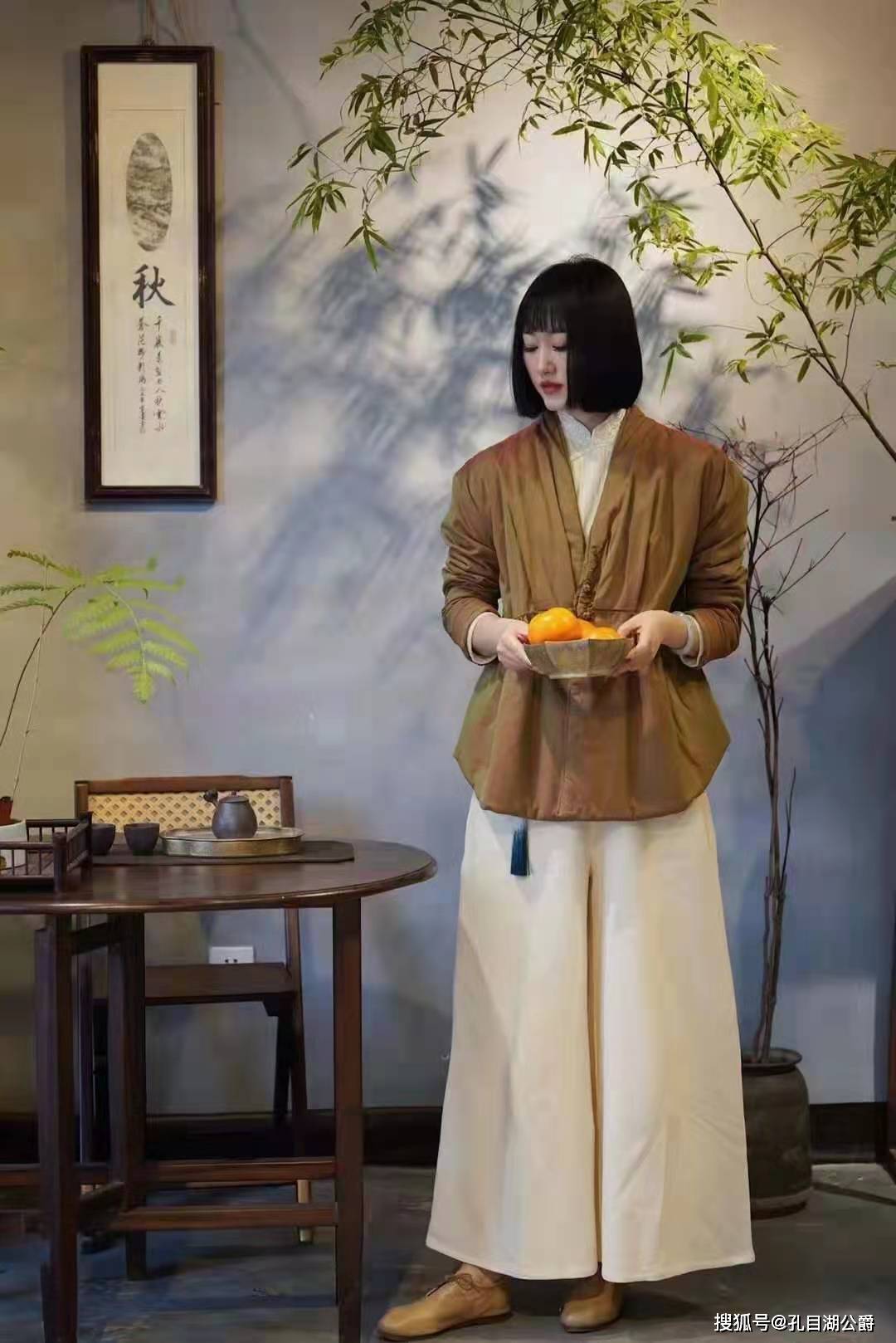 文化 茶虫侃茶——“茶人服”引领时尚国潮风