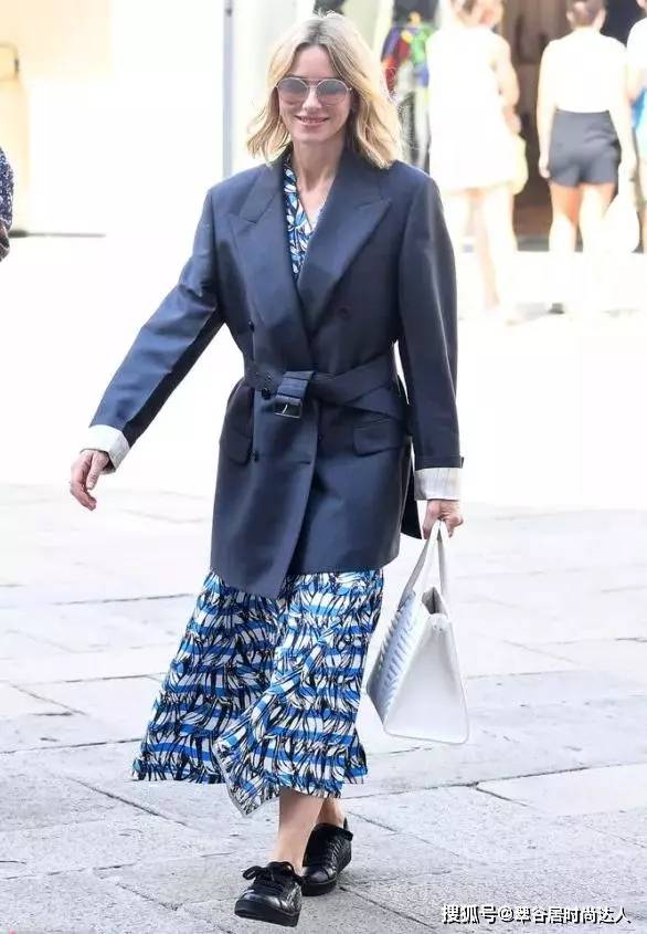 牛津 谁说冬天只能穿靴子？这四双鞋子难道不比靴子要好看？