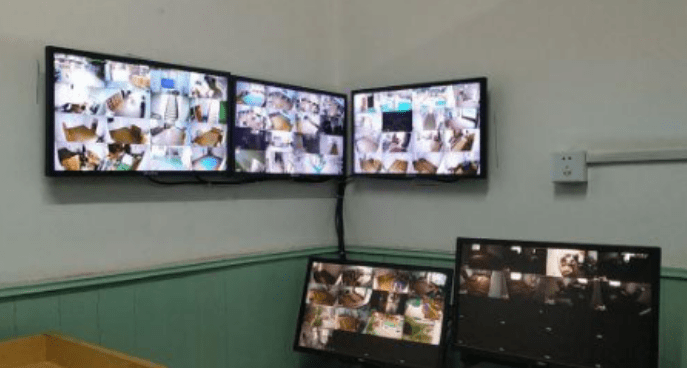 什么|家长联名要求幼儿园打开监控，两个月后家长集体反悔：还是关掉吧