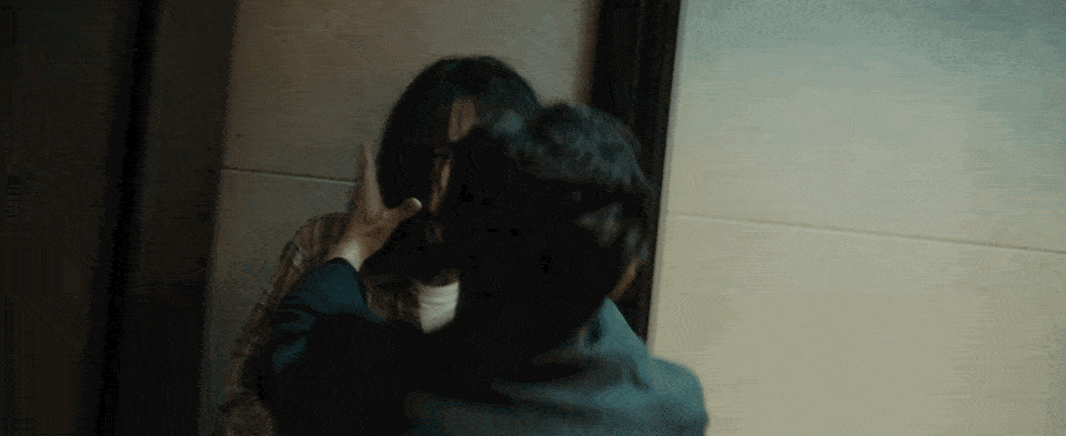 剧情|为什么翻拍后的《门锁》没那么吓人了？