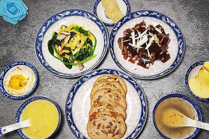 生活|苏州老两口的早餐，在朋友圈炸了，网友：生活过成诗，仪式感十足