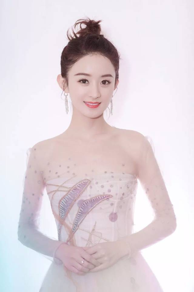 调整女明星发际线变美史：从生硬的美到自然的美，她们都做对了什么？