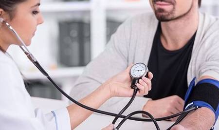 血脂|血脂检查没有向上的箭头，医生却让长期吃降脂药，吃还是不吃？