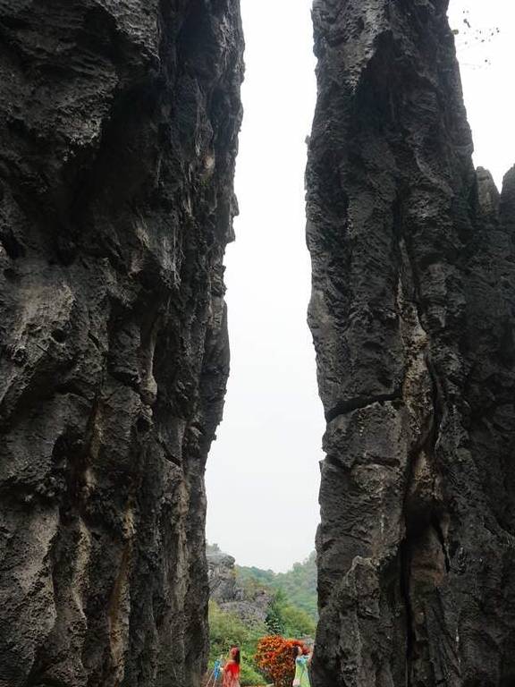 广东竟有石林，六峰环绕似莲花仙境，吸引20余剧组来取景