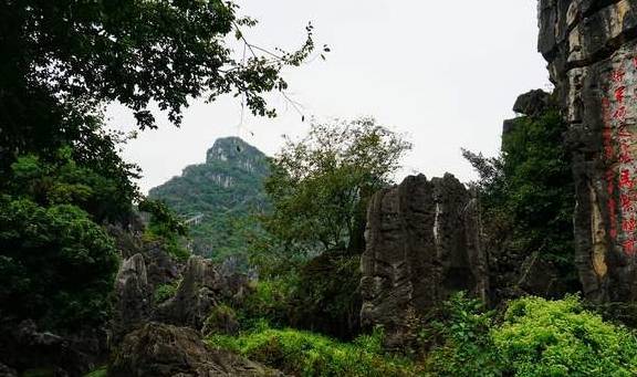 广东竟有石林，六峰环绕似莲花仙境，吸引20余剧组来取景
