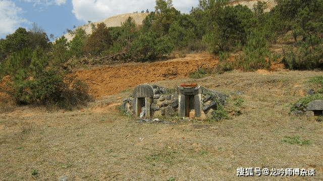 龍吟師傅教大家如何去看平原的墓地風水