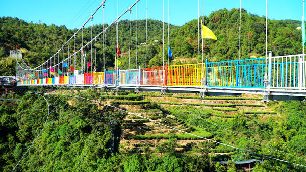 凤翔峡潮州仅有的一个峡险峻中带着秀