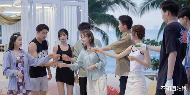 因为|这是我看过最无语的恋综,有人不是单身,有人线下互撕