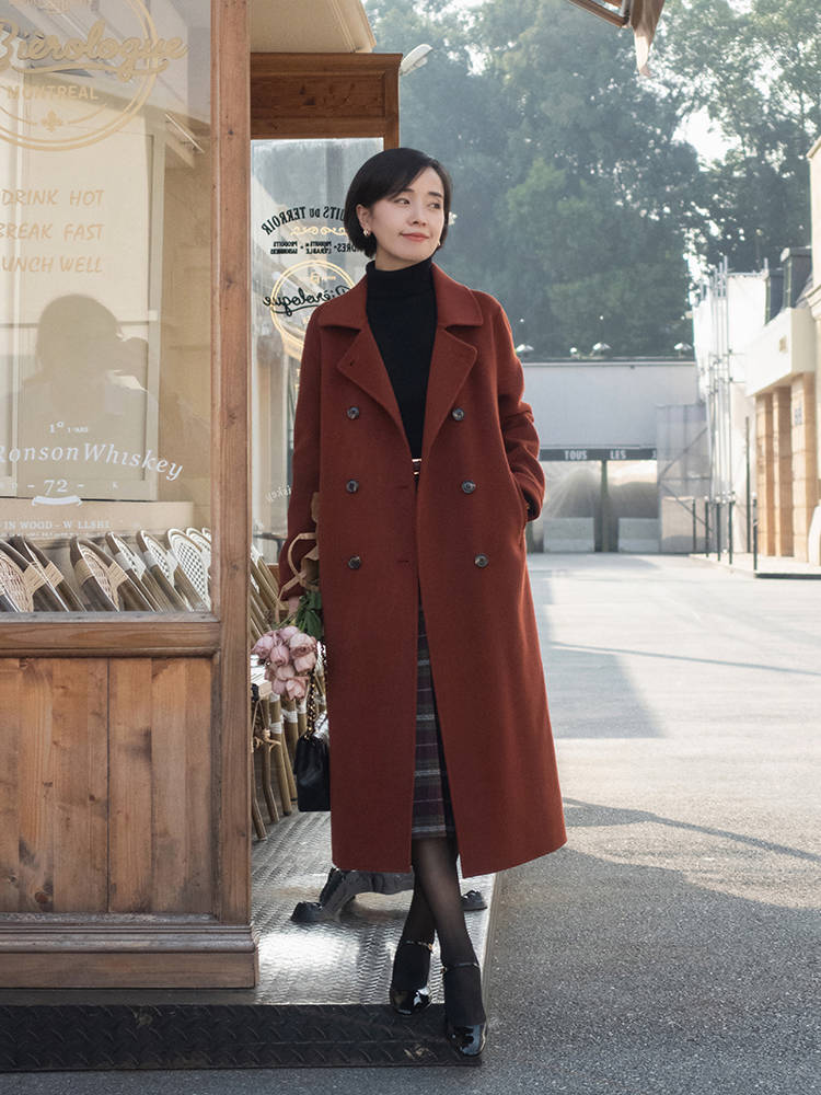 整体 这才是真正冬季穿搭指南,大衣搭配半身裙高级洋气,温柔又优雅