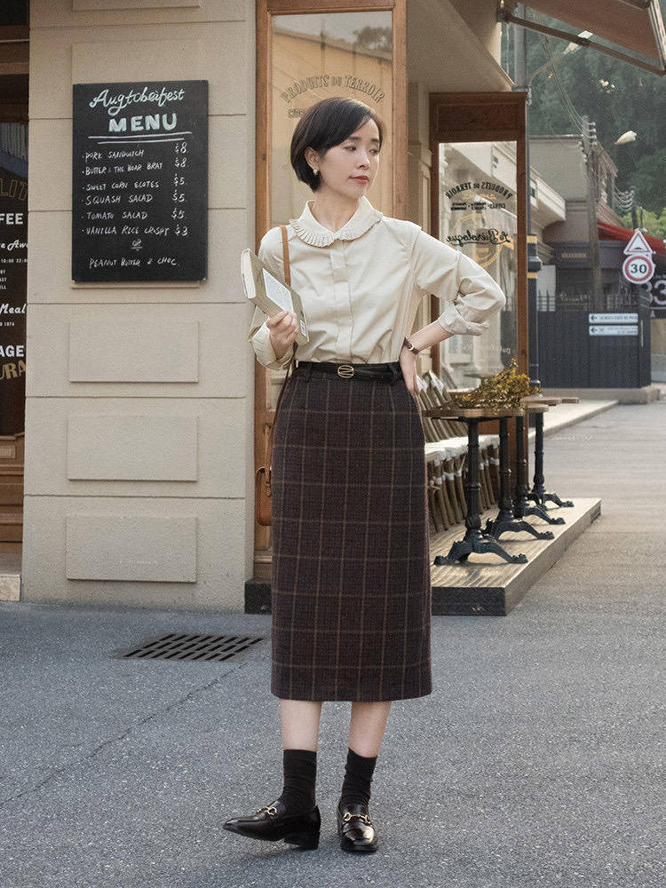 黑色 秋天也可以穿上优雅的半身裙哦,感觉来学习穿搭吧!