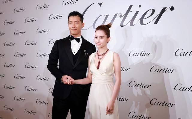 cartier:何超蓮v領搶鏡,與竇驍膚色成反差,楊千嬅夫婦也恩愛