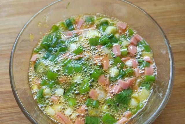 葱花|早上花几分钟给家人做道美味早餐饼，做法简单，鲜香美味，超好吃