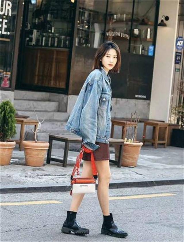 身材 女生约会时,尽量别穿这3条“廉价裙”,看着寒酸又特招男生嫌弃