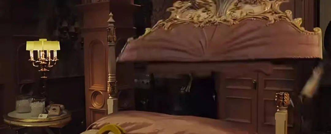 安妮·|《女巫》？不如叫做女妖更贴切