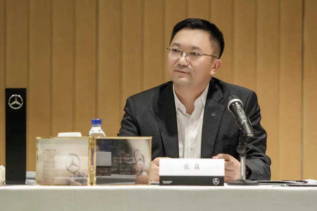 对话张焱奔驰携手经销商共同迈进eq时代