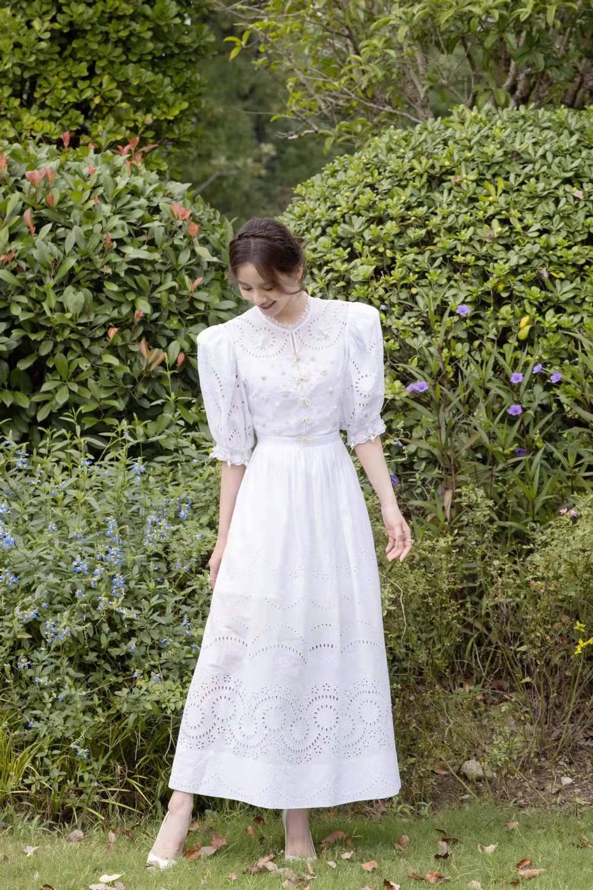 设计 刘诗诗：这粉色礼服太褶了？抹胸设计展现性感和优雅，你爱了吗？