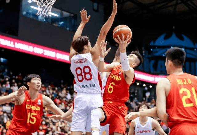 网友|中国男篮开门红，郭艾伦砍24分获日本网友盛赞：好快好强好想拥有！
