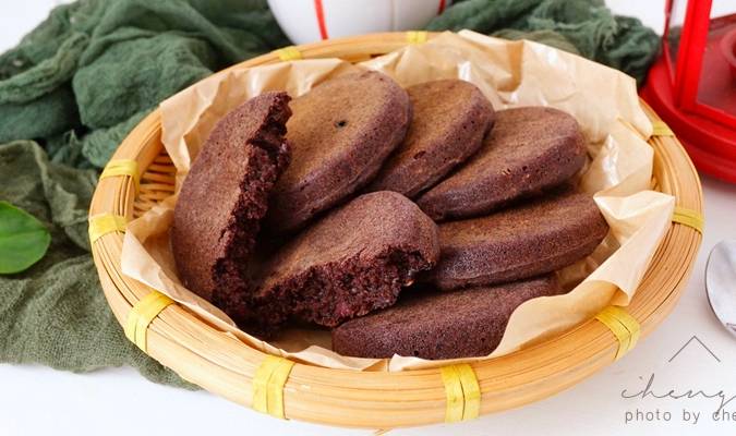 时间|天冷,45岁老阿姨迷上了这早餐,1周吃3次,别看黑乎乎,特营养