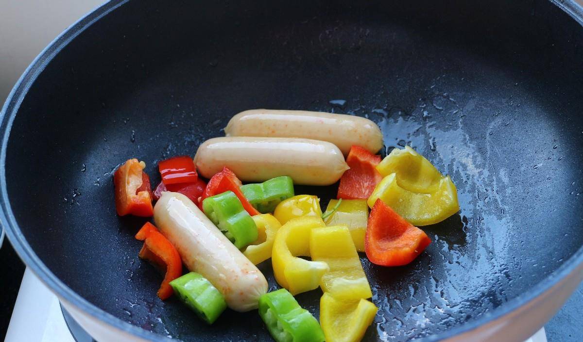 食欲|孩子都能喜欢的早餐,颜色鲜艳口感Q弹,怎么吃都不腻