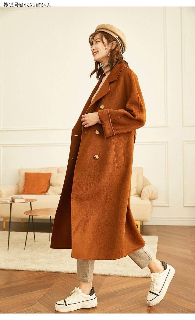 皮革 大衣除了搭配打底裤,还有时髦舒适的搭配,一起来看看吧