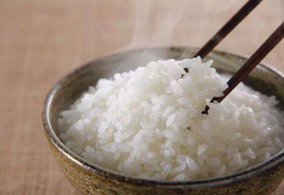 米饭怎么煮可以煮出很多锅巴 13467bb5c42d402cafeda5237318a956.jpeg