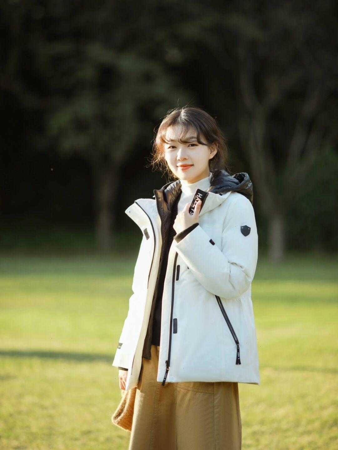 感觉 冬季穿搭没头绪？试试这些保暖舒适的短款外套，显高又洋气