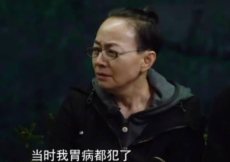 原创明星情商窘况:打呼噜,脸肿,脚臭张嘴就来,要用调侃秀优越感?