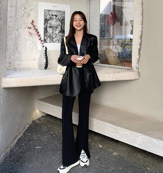 开衩 把阔腿裤收起来吧，现在流行这条“开叉裤”，配大衣羽绒服都高级