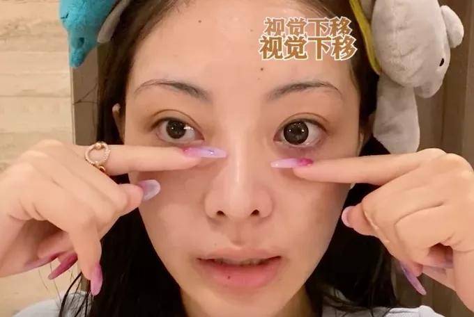因为她是如何从万人骂的老巫婆变美学界整形模版的？