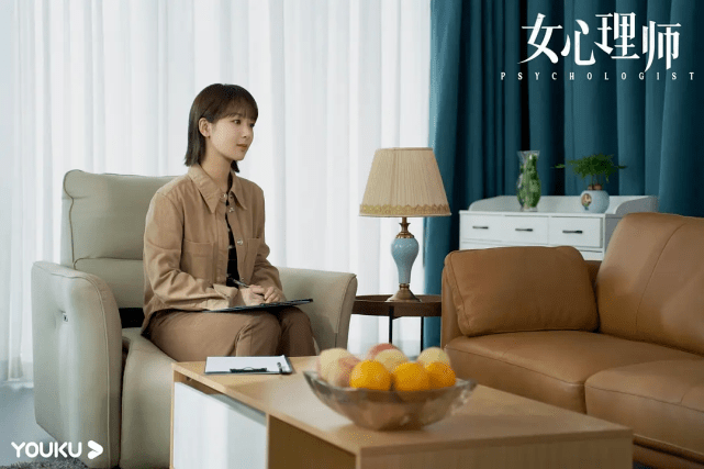 演技|杨紫新剧被低估,《女心理师》细节与悬疑感拉满,居然有点好看了