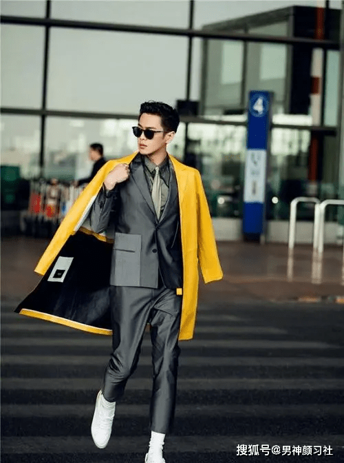 西裤 你需要一条合适的裤子，才能让你的大衣帅一整个冬天