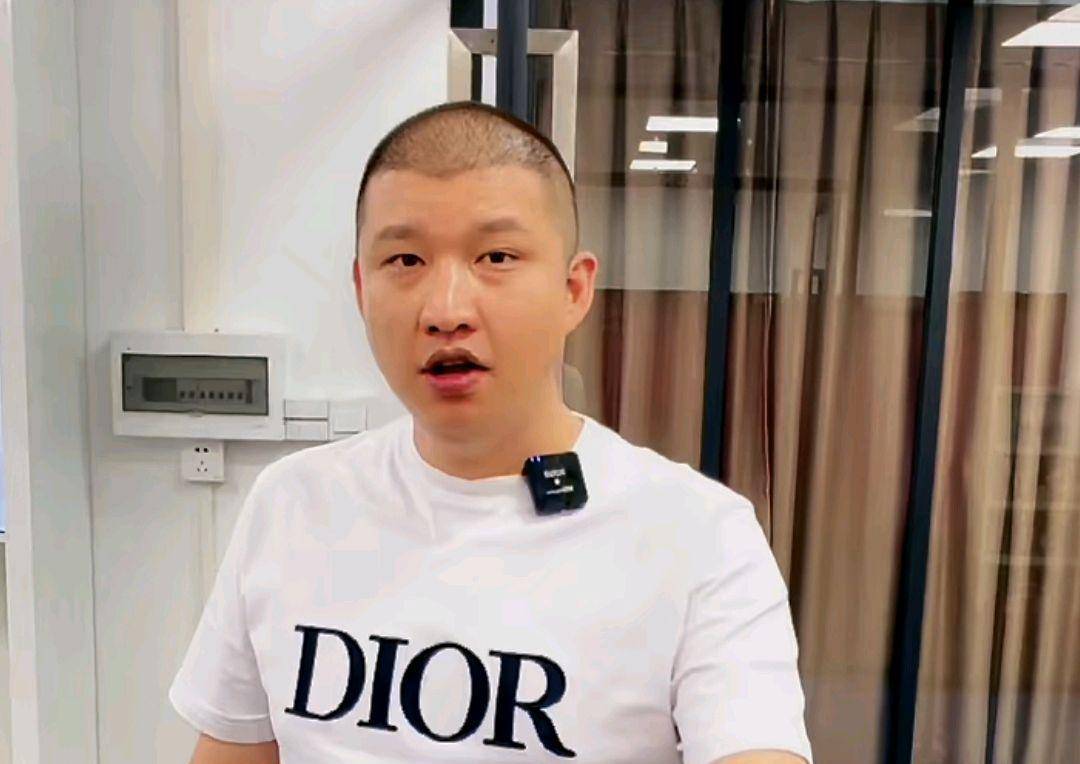 方丈直播透露二驴在北京谈供应链,目标是向辛巴看齐_平台_合作_视频