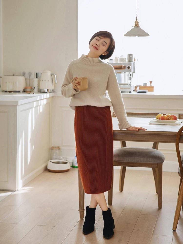 黑色 博主示范告诉你,为什么你穿毛衣不好看,尝试这样穿,简约优雅