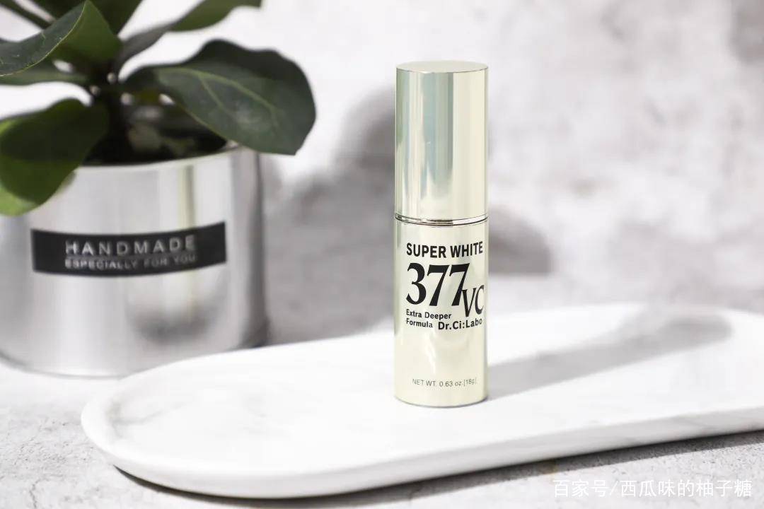 护肤品美白护肤品什么牌子好？十大美白淡斑精华排名按头安利6款！