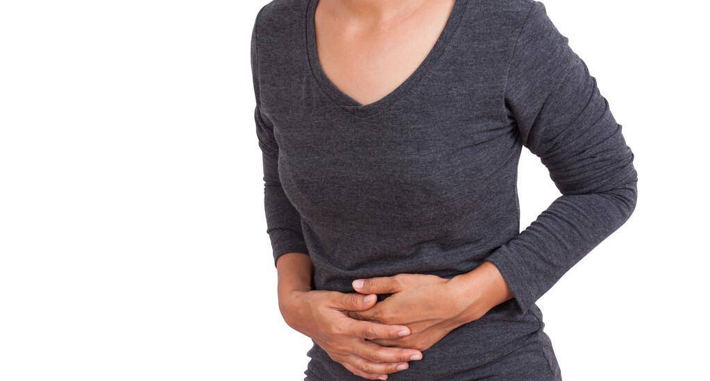 肝脏|33岁男子腹痛入院,查出肝病晚期,医生惋惜:只因两种行为害了他