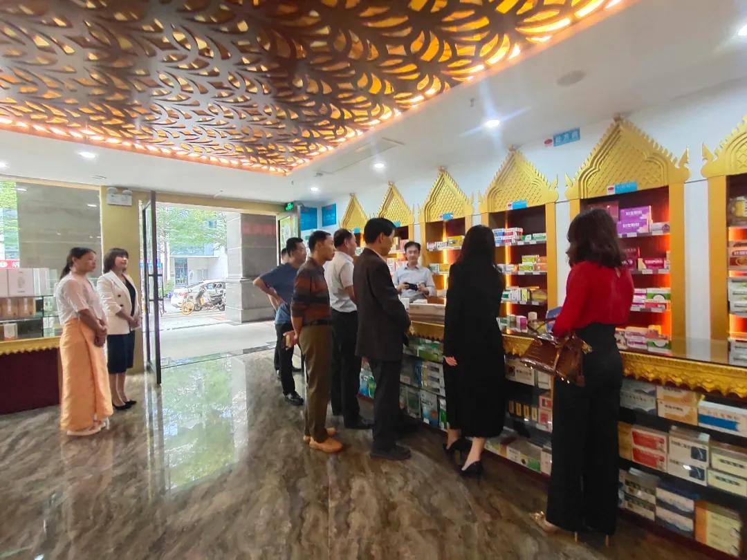 理念|参观考察 | 刘焕兰院士、翟佳滨教授、黄山秘书长携养生专家团队莅临傣益堂！