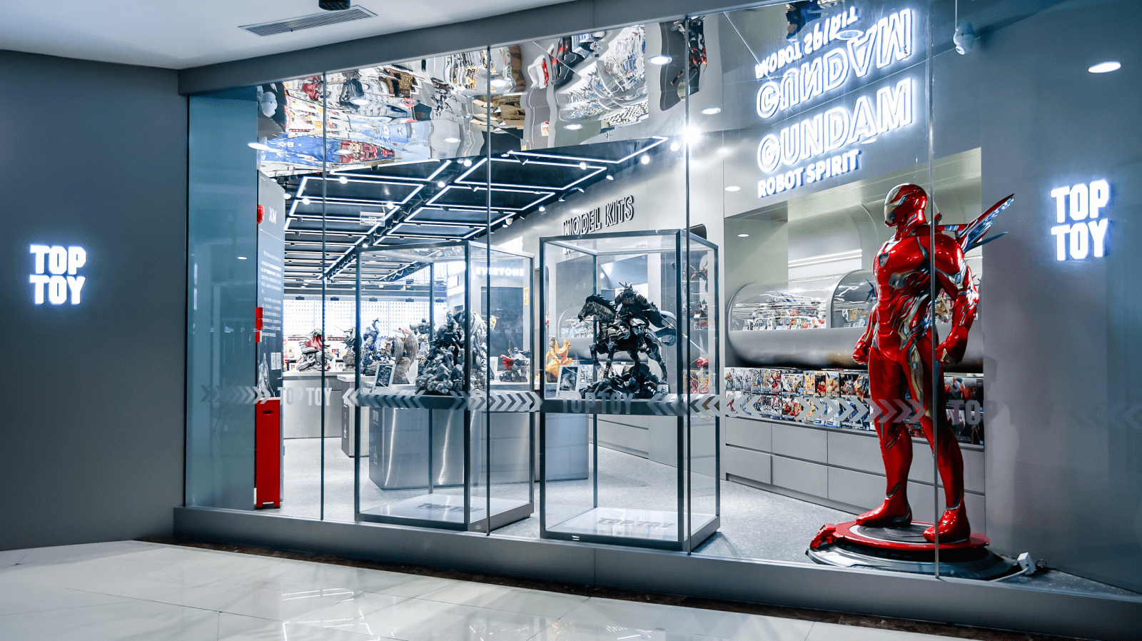 自带人货场toptoy如何让潮玩生意成为购物中心的新增长曲线