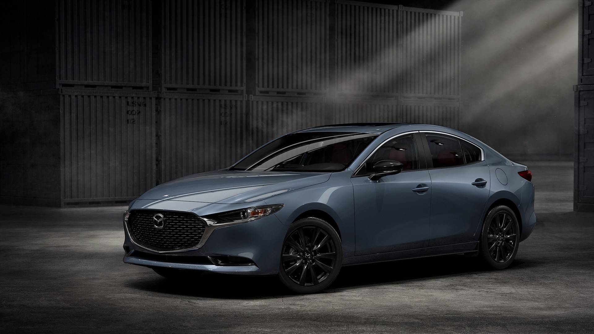 250马力2 5t版售价合人民币19 5万 22款马自达3碳版海外发布 Carbon Edition Mazda