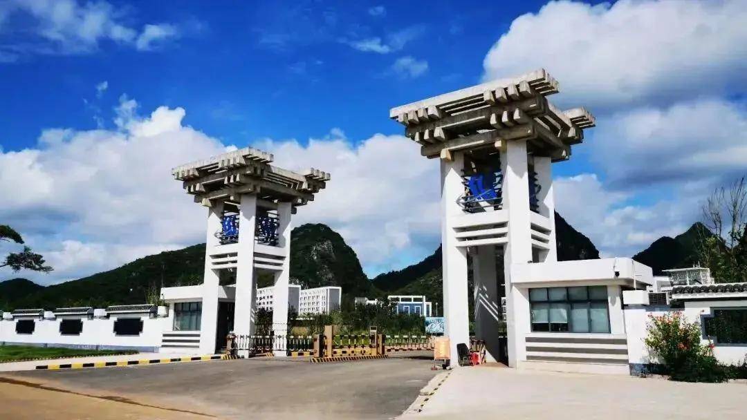 广西城市建设学校据介绍,广西城市建设学校成立于1990年,1991年开始