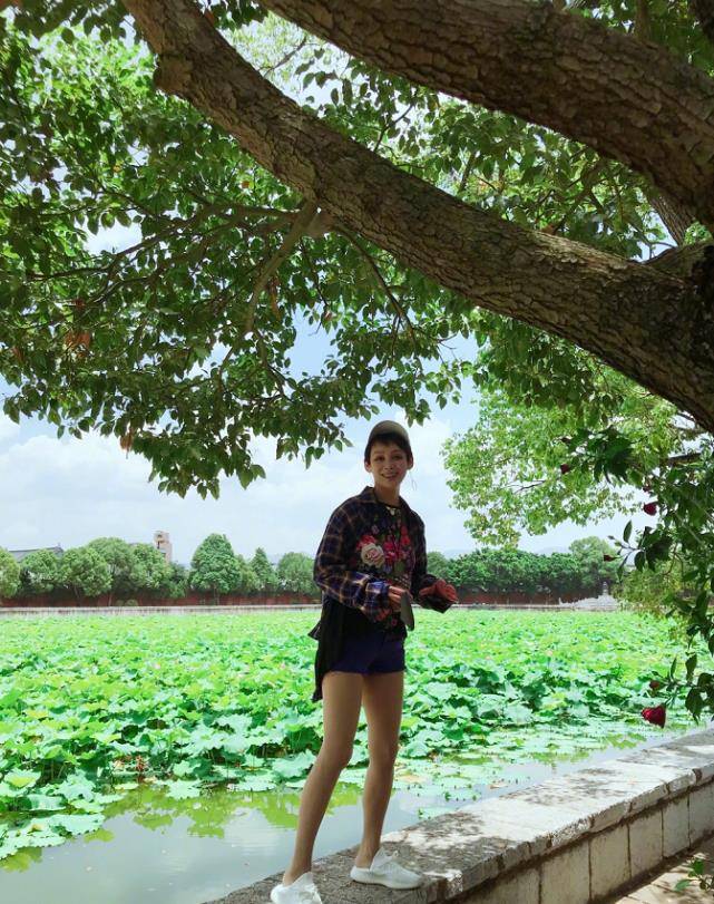 夏梦老公夏梦坦言一生很幸运自曝是个马虎主妇