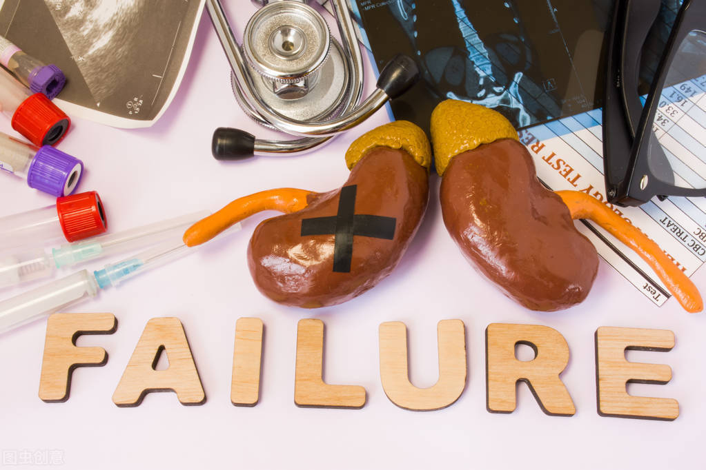 治疗|肌酐升高到400离尿毒症不远了？稳住2点，肾功能还有回转余地