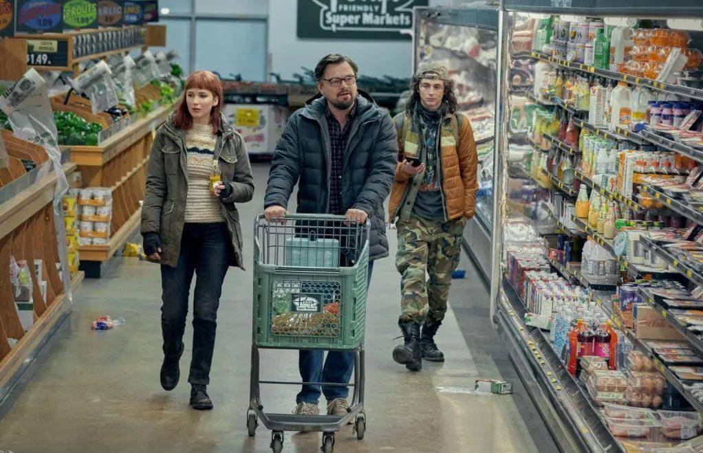 Vanity|五年前她是收入最高的影后，如今和丈夫逛杂货店的她最快乐