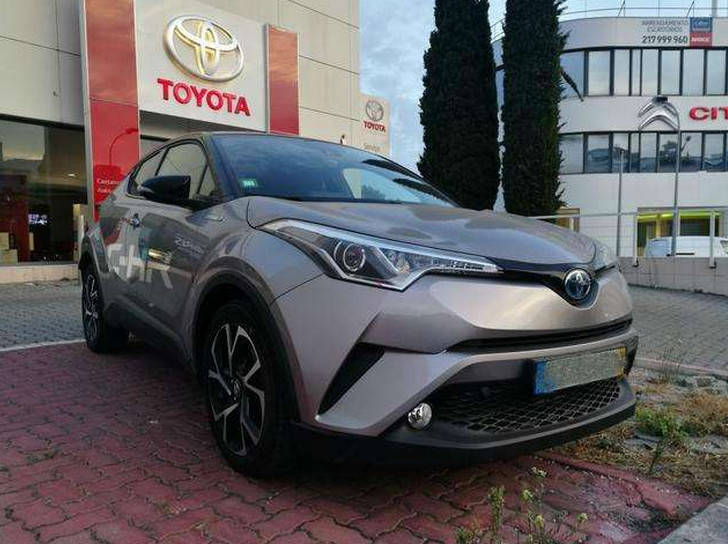 丰田首款suv到店 颜值高调 车型 海外版 方面