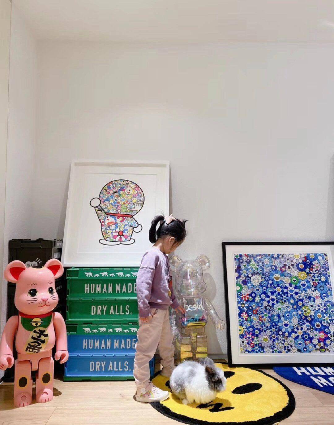 卫衣 陈赫晒女儿近照,4岁安安穿衣低调朴素,小兔牙双下巴太随爸爸